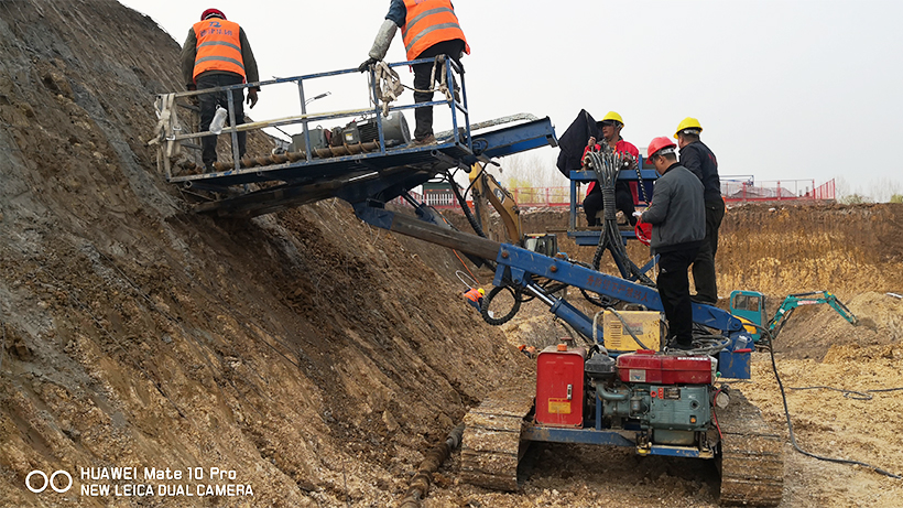 公路邊坡支護錨固鉆機